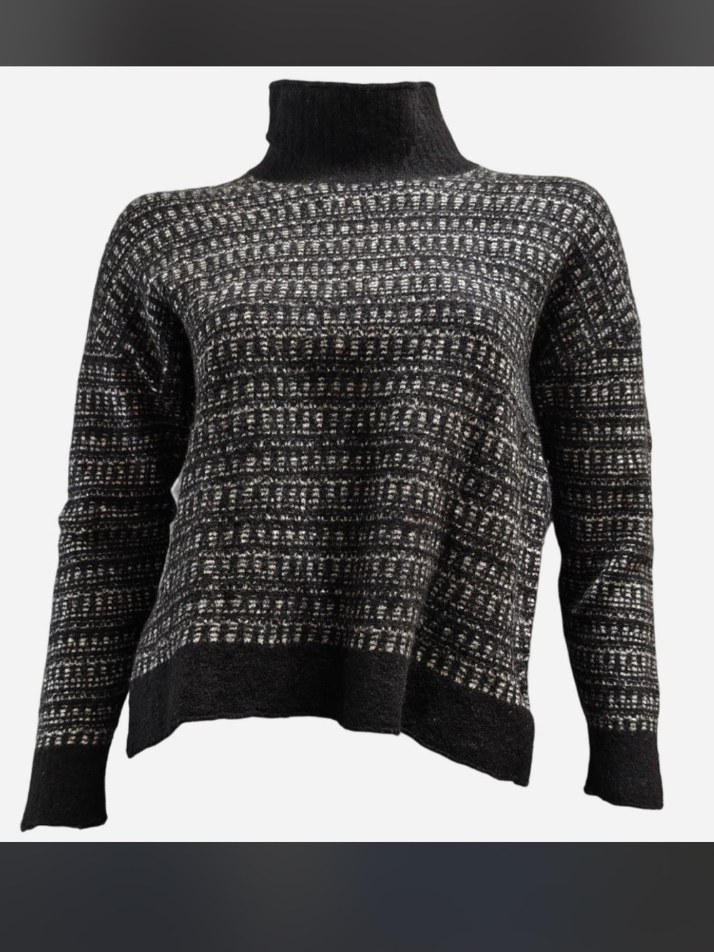 Theory Wool / Yak Blend Black and Gray Turtleneck Knit Sweater - Women XL